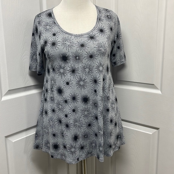 LuLaRoe Perfect T Gray Black Shirt Small EUC - Picture 1 of 10